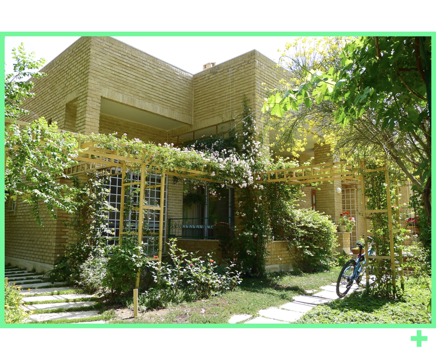 خانه نیلوفر در کرج با آتلیه معمار و واحدهای خانوادگی - ۱۳۸۷ + Niloufar House in Karaj with architect's studio and family units - 2008